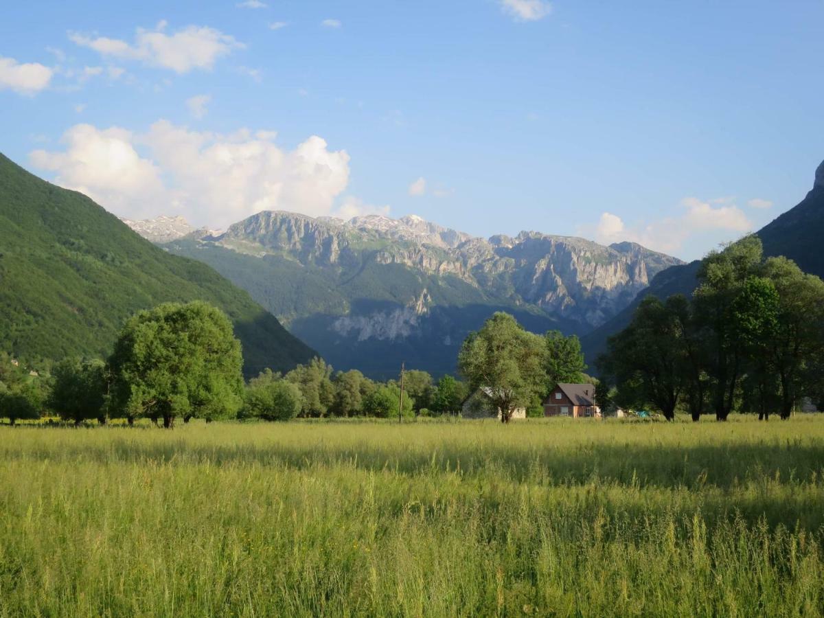 Prokletije Eko Katun Vusanje Brvnara *
